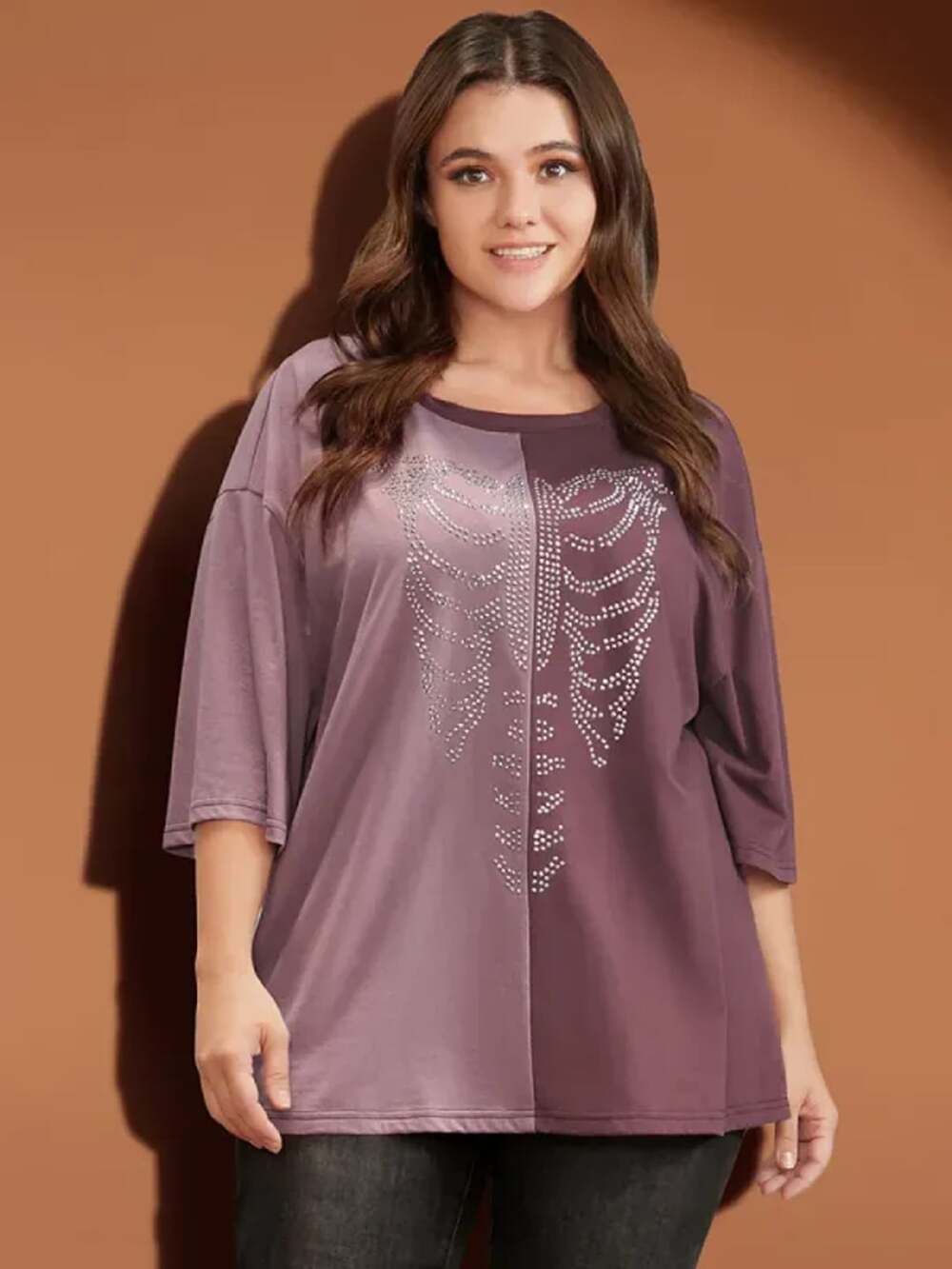 BloomChic M - 1X  10 -14 oversized Rhinestone Skeleton Halloween  T shirt